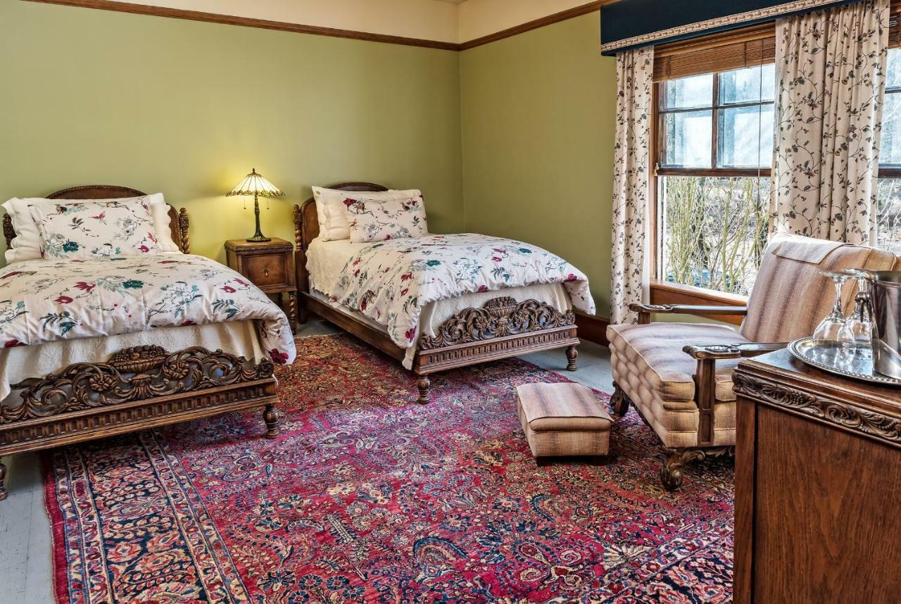 Mccloud Hotel Экстерьер фото