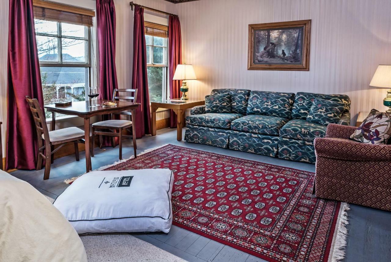 Mccloud Hotel Экстерьер фото